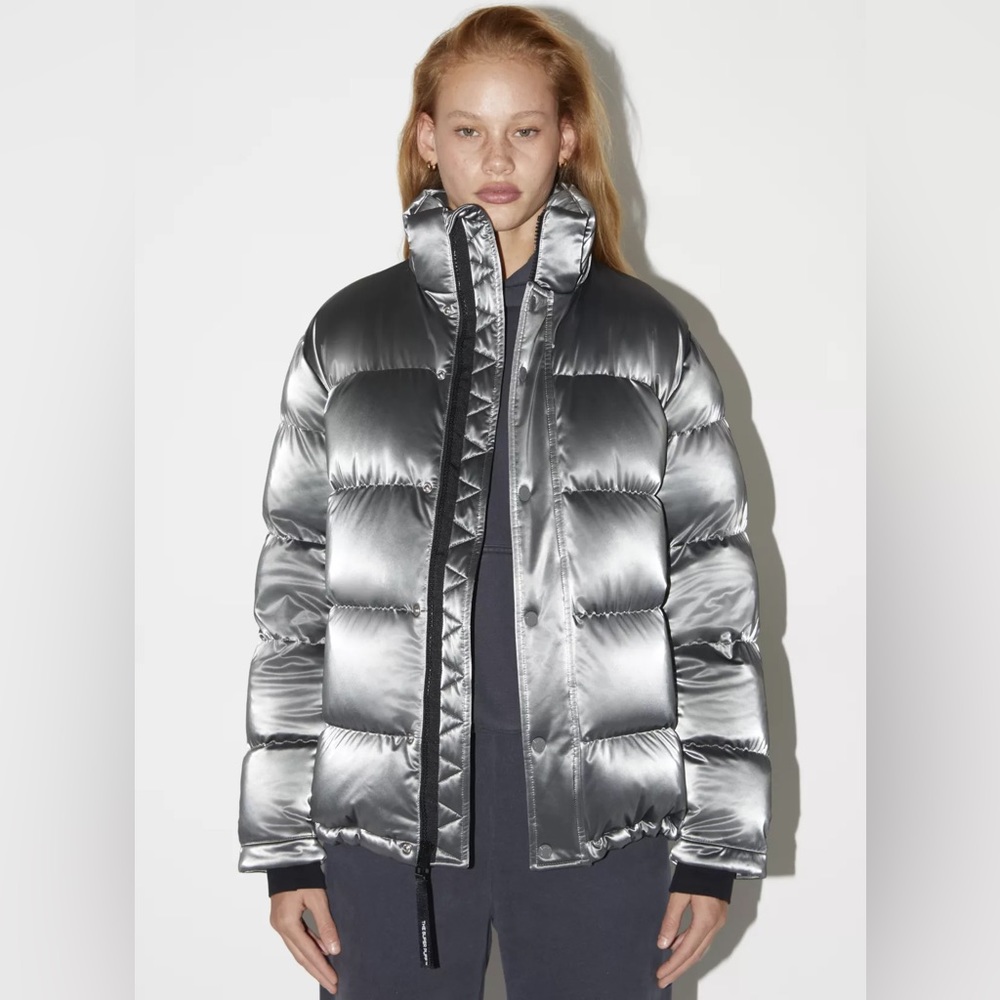Aritzia Super Puff Jacket